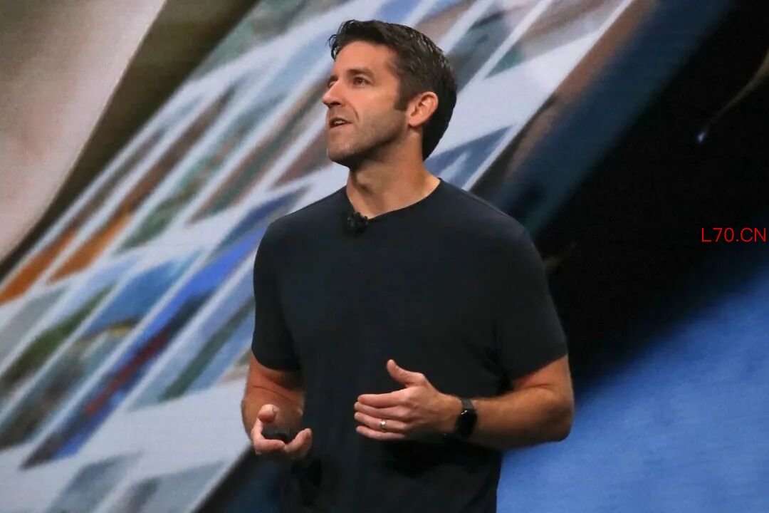 约翰·特努斯 图片来源：视觉中国